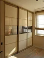 Встроенный шкаф-купе с комбинированными фасадами