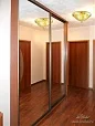 Встроенный шкаф-купе (матовое золото) Встроенный шкаф-купе (матовое золото)