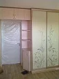 Шкаф-купе с антресолью и пескоструйным рисунком Шкаф-купе с антресолью и пескоструйным рисунком