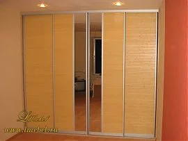 Встроенный шкаф с бамбуком для прихожей Встроенный шкаф с бамбуком для прихожей